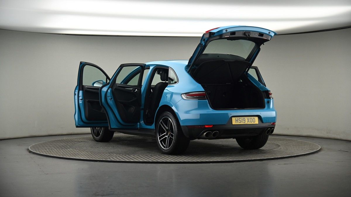 Porsche Macan Image 8