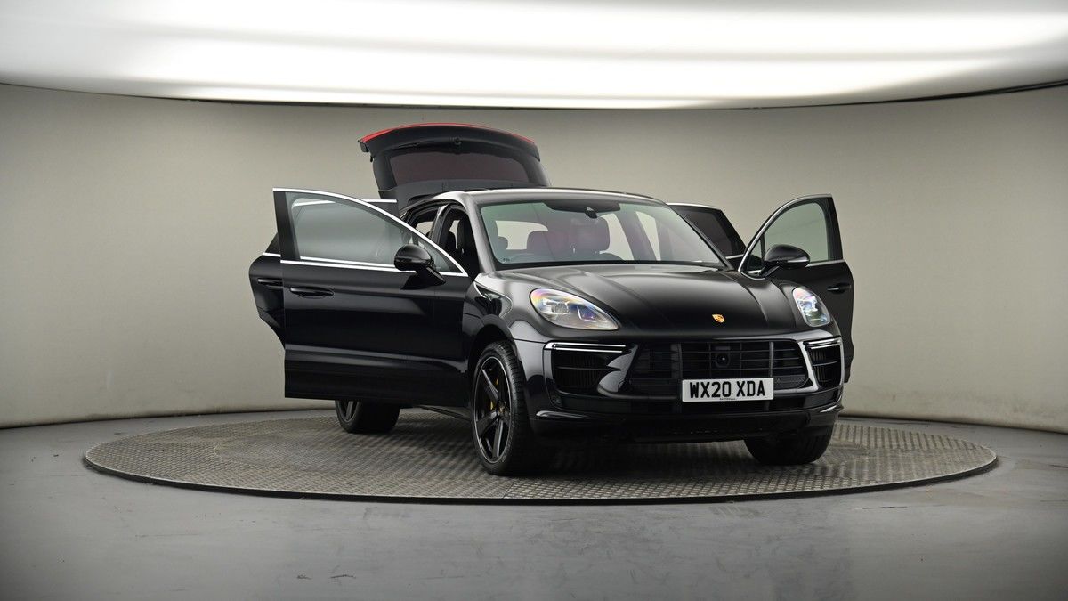 More views of Porsche Macan