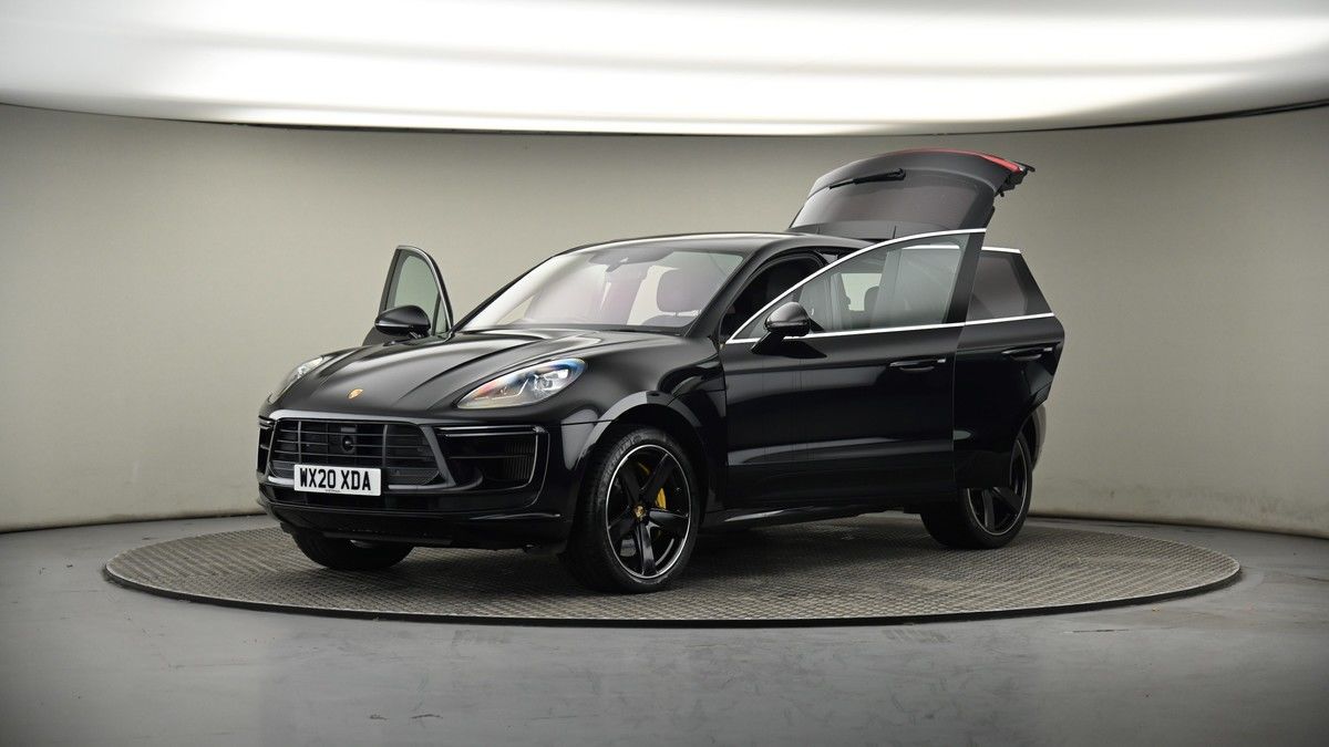 More views of Porsche Macan