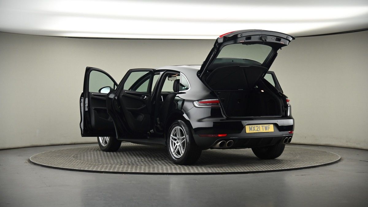 Porsche Macan Image 8