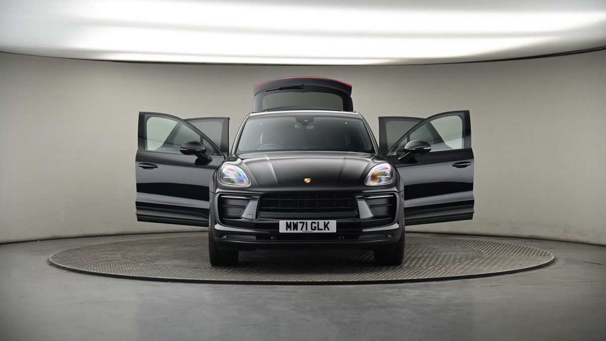 More views of Porsche Macan