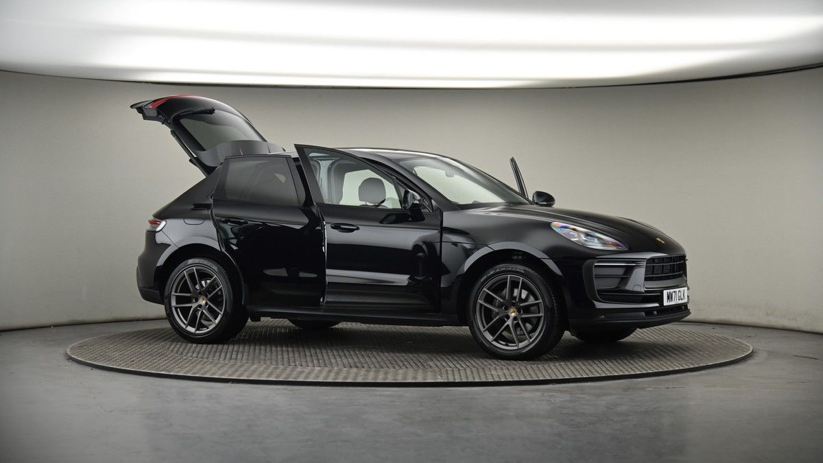 More views of Porsche Macan