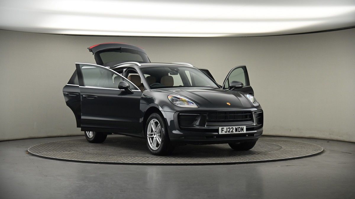 More views of Porsche Macan