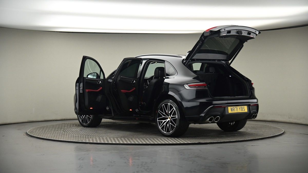 More views of Porsche Macan