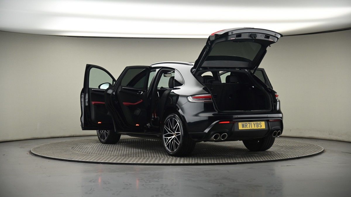 Porsche Macan Image 8