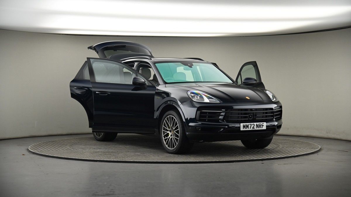 More views of Porsche Cayenne