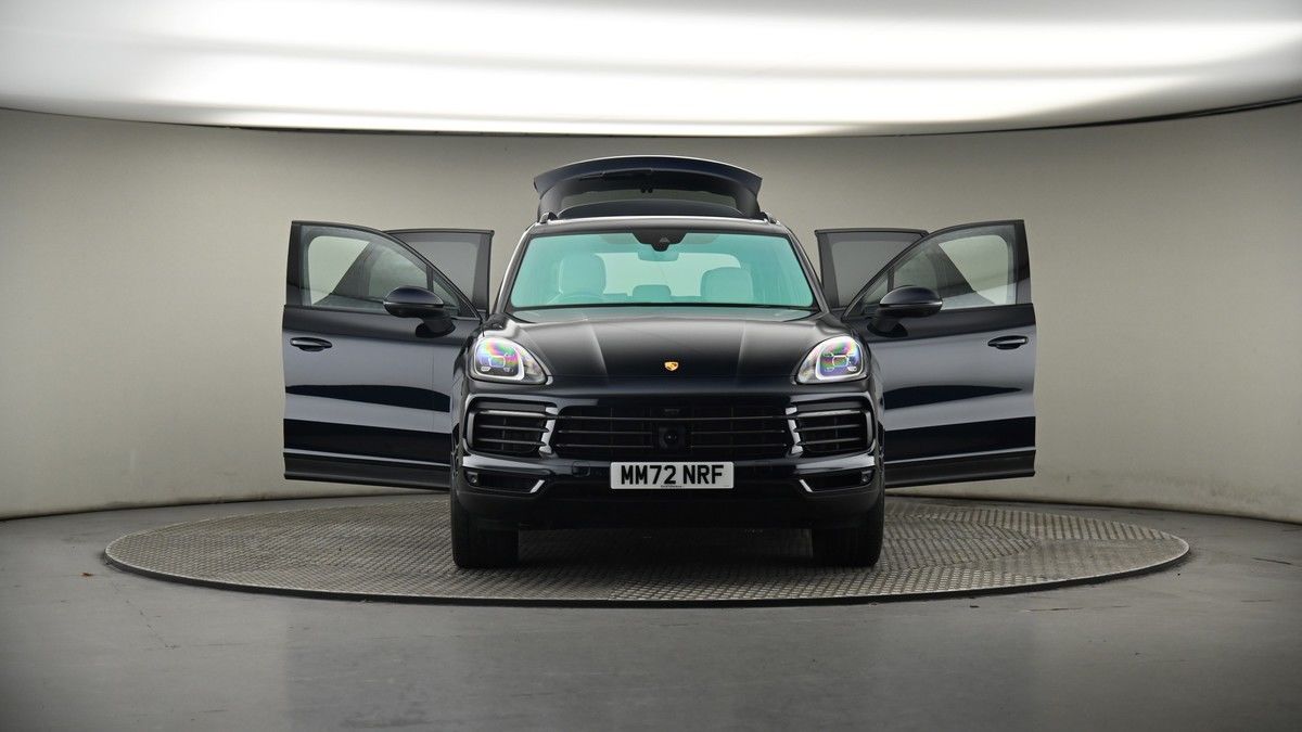 More views of Porsche Cayenne