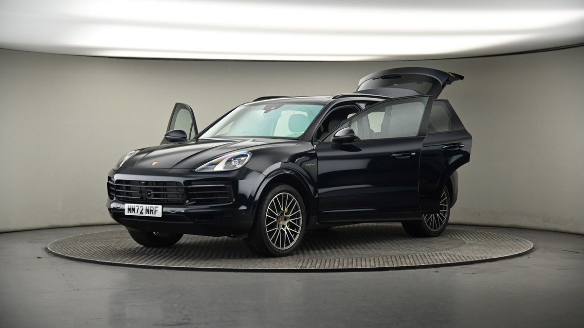 More views of Porsche Cayenne