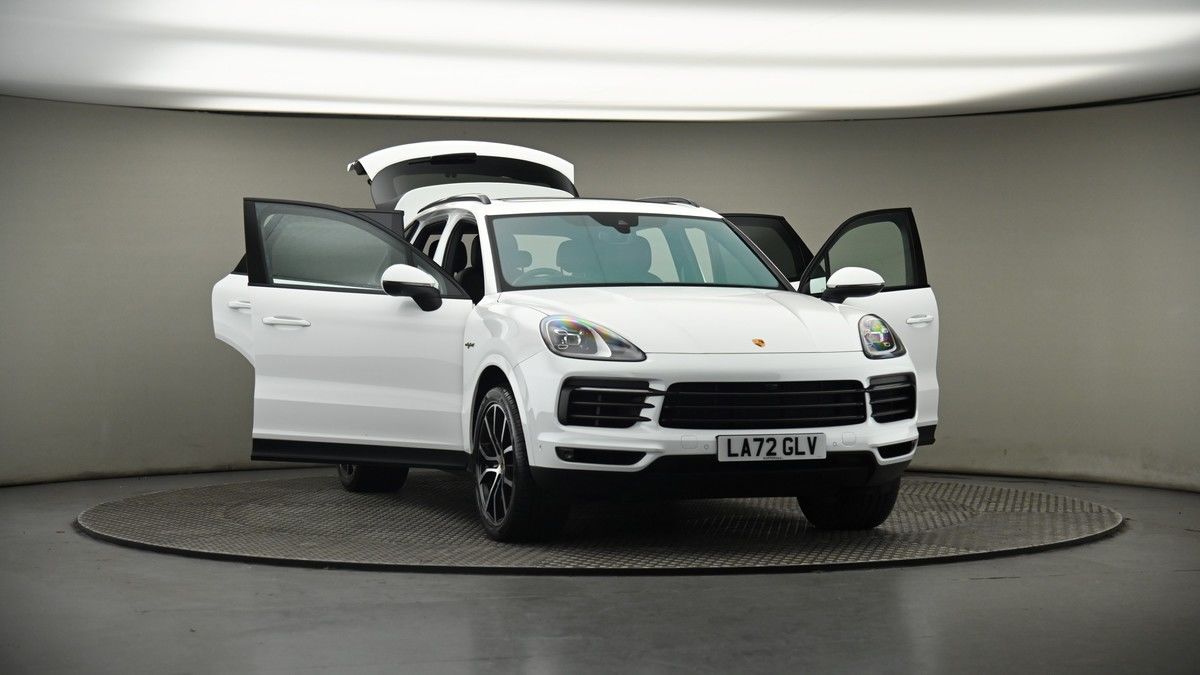 More views of Porsche Cayenne