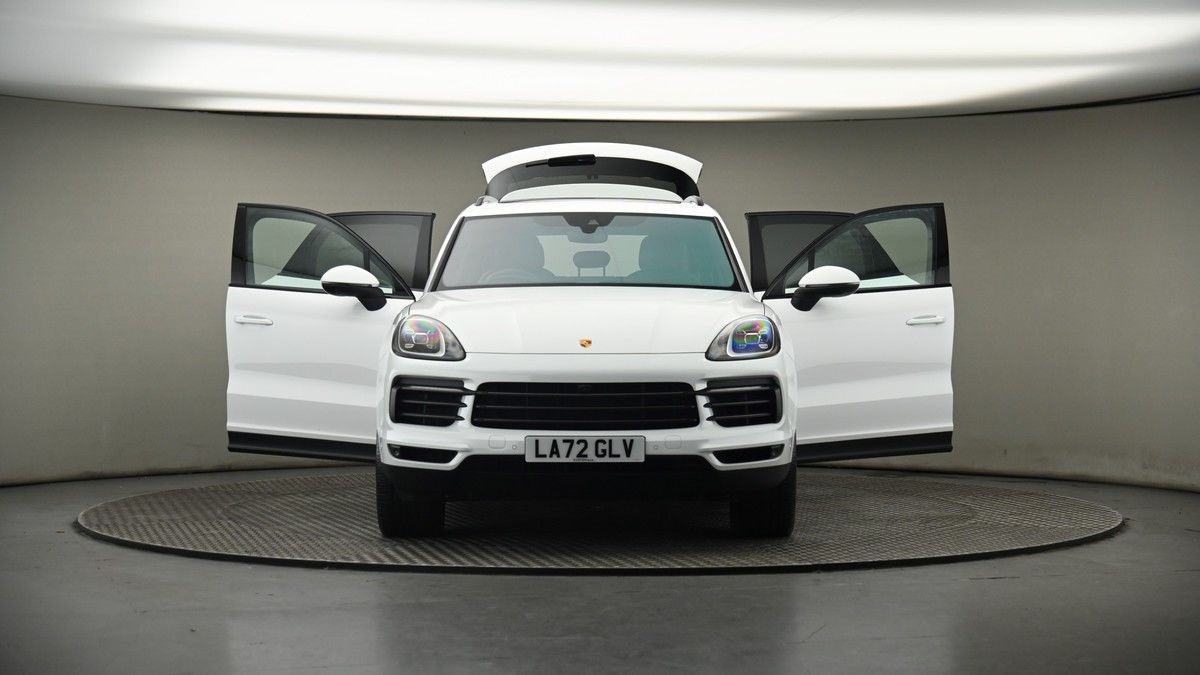 More views of Porsche Cayenne