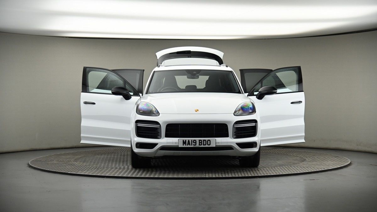 More views of Porsche Cayenne