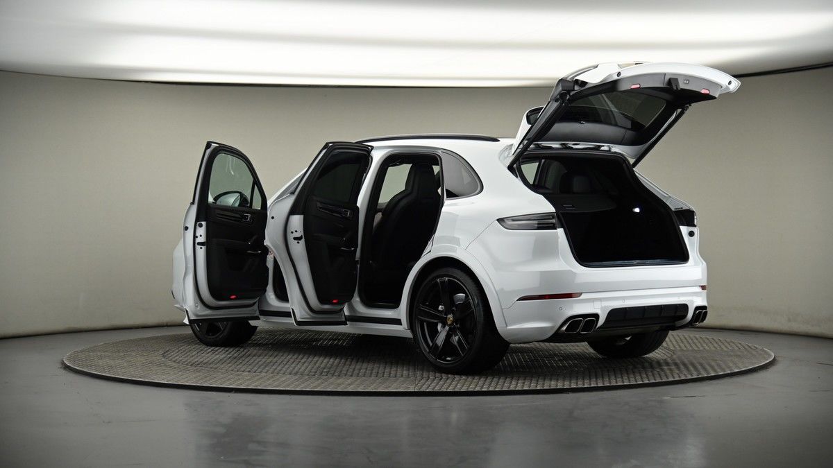 More views of Porsche Cayenne