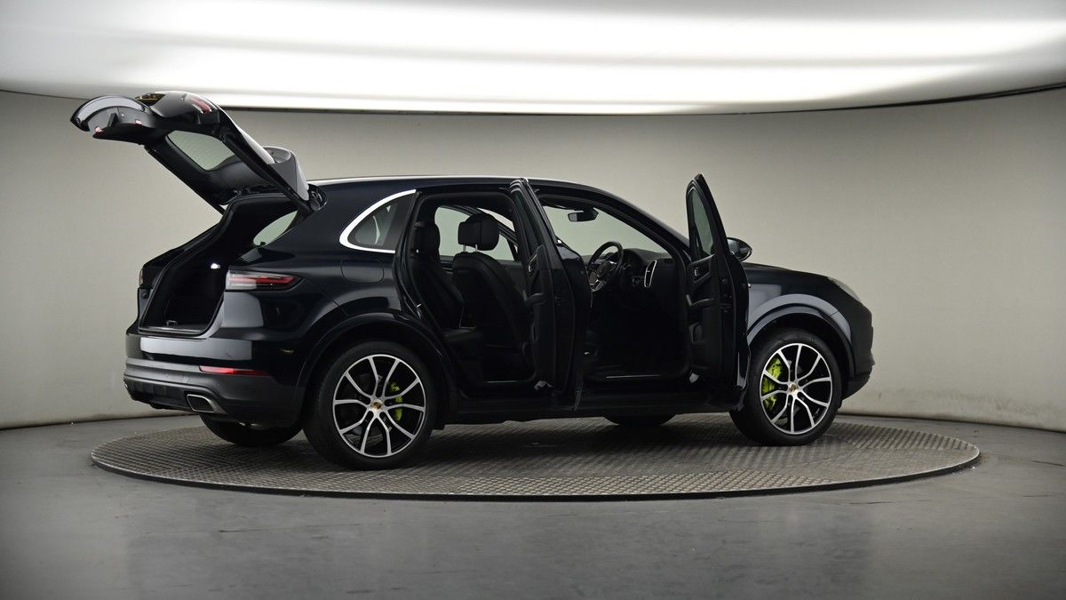 More views of Porsche Cayenne