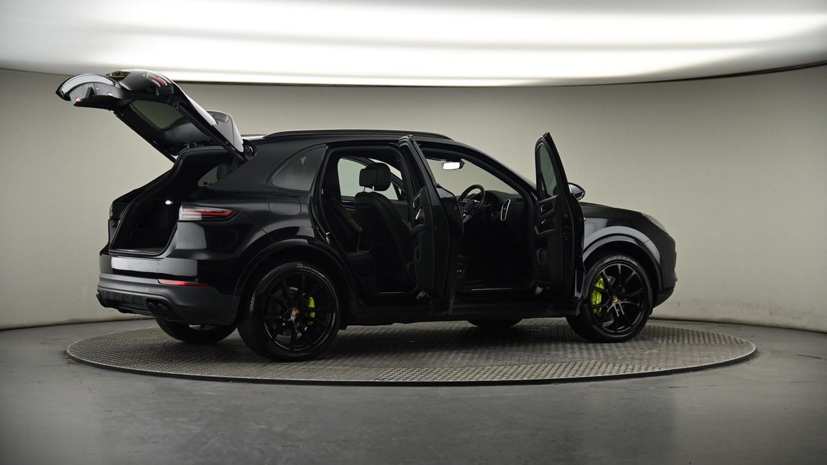 More views of Porsche Cayenne