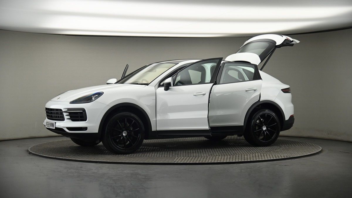 More views of Porsche Cayenne