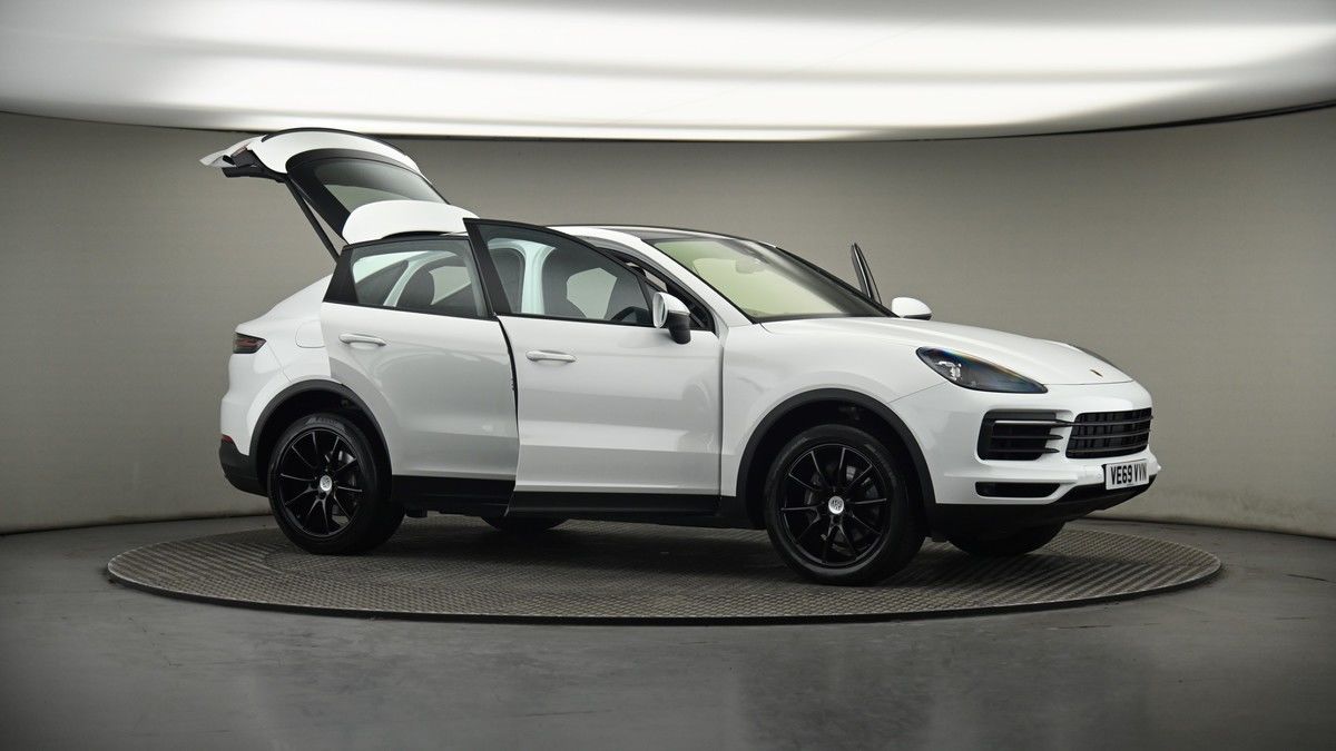 More views of Porsche Cayenne