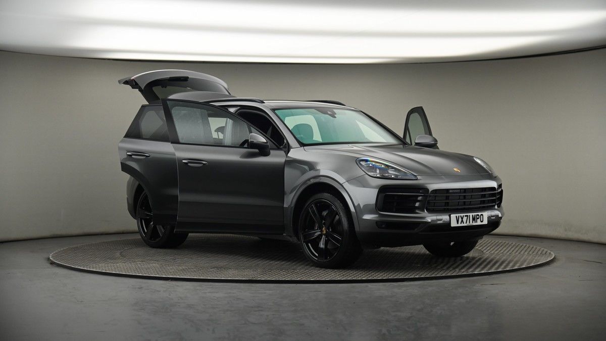 More views of Porsche Cayenne