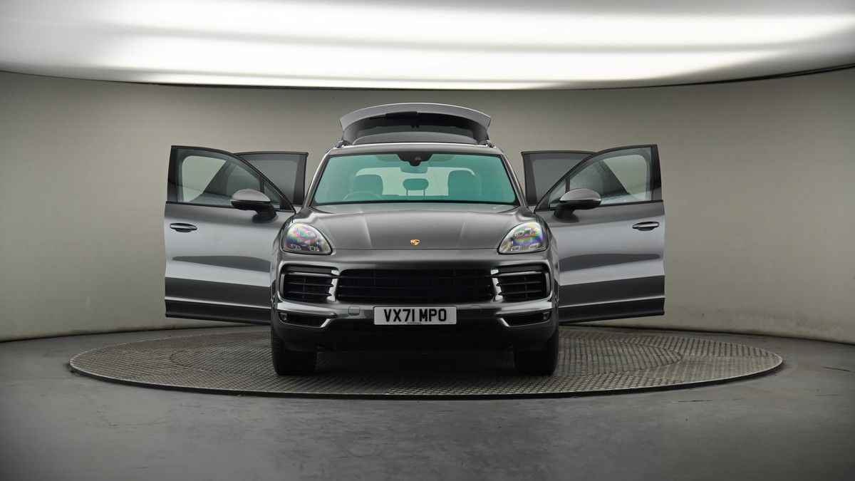 More views of Porsche Cayenne