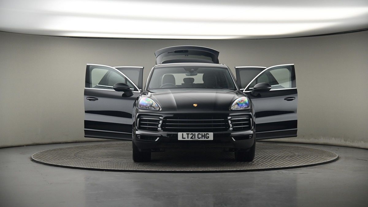 More views of Porsche Cayenne