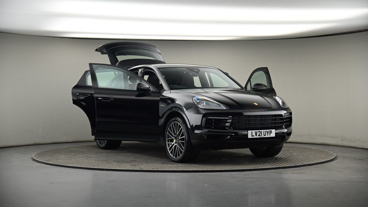 More views of Porsche Cayenne