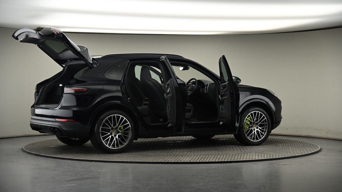 More views of Porsche Cayenne