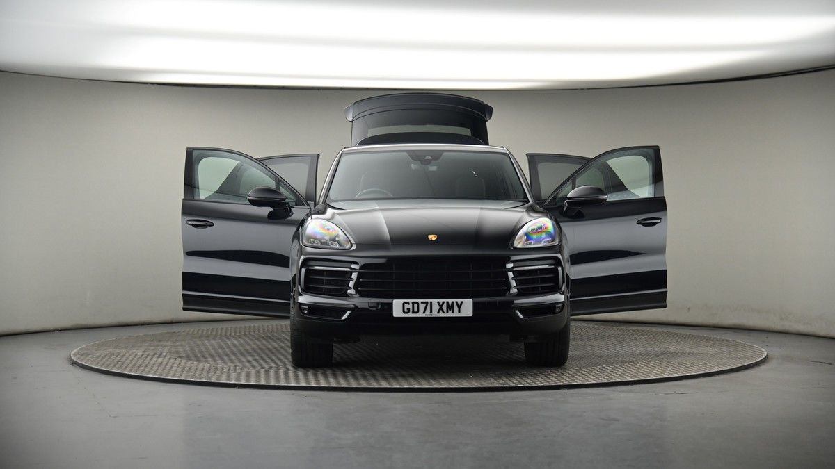 More views of Porsche Cayenne