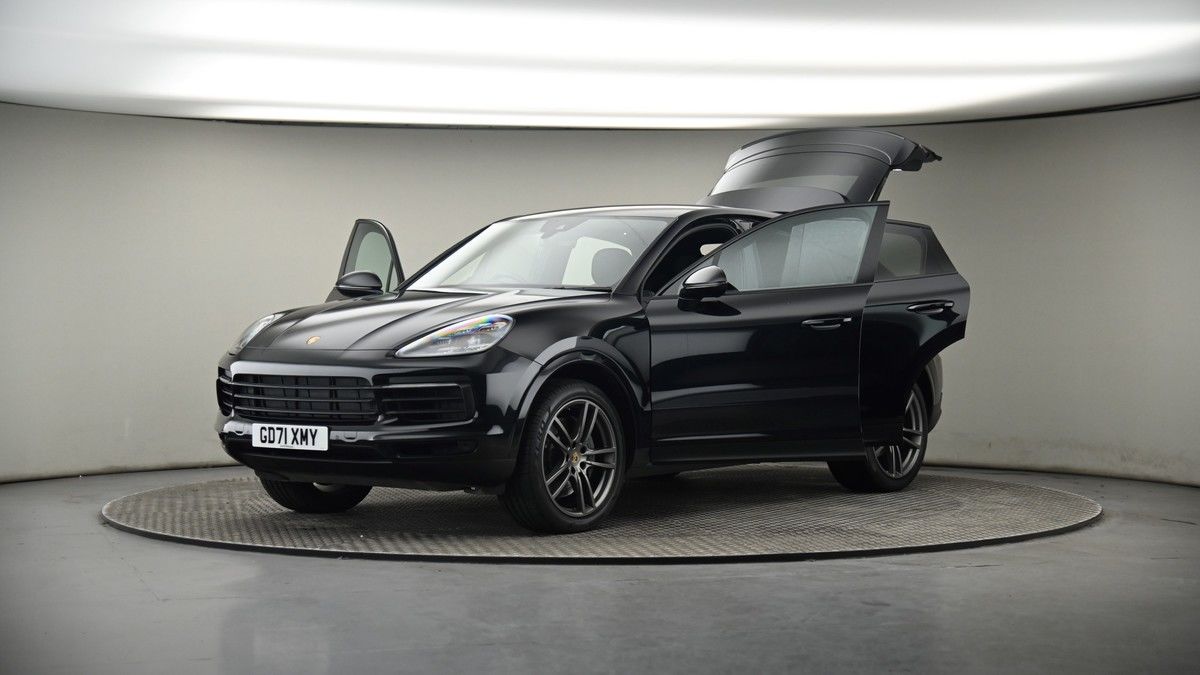 More views of Porsche Cayenne