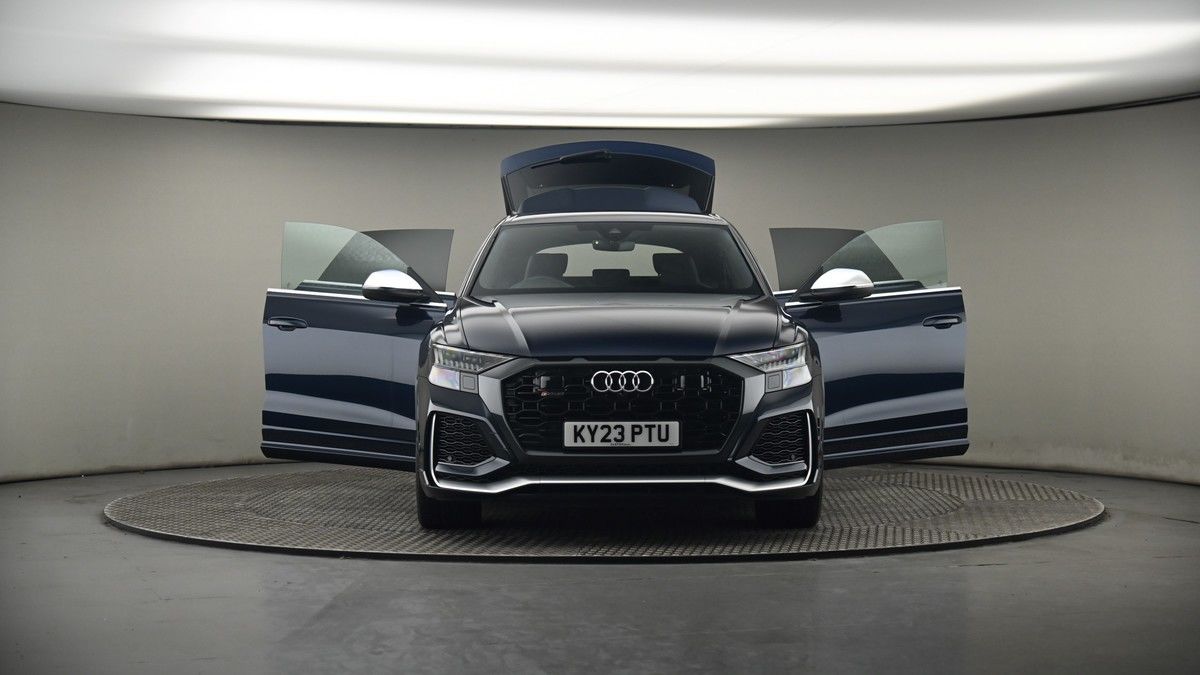 More views of Audi RSQ8