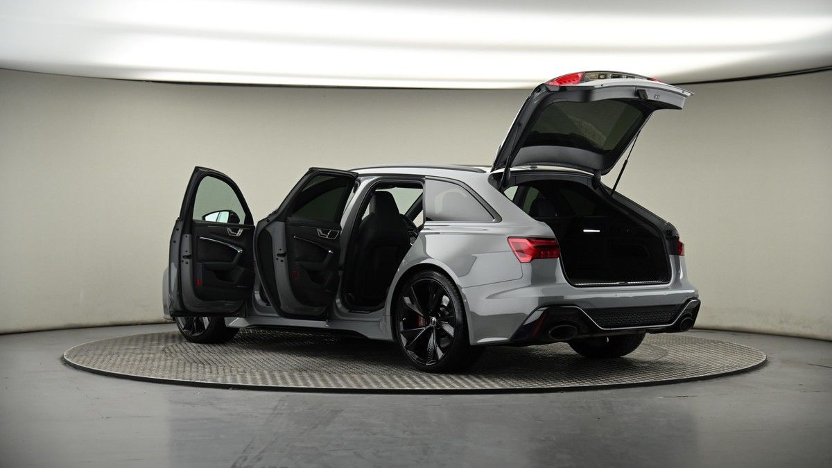 More views of Audi RS6 Avant