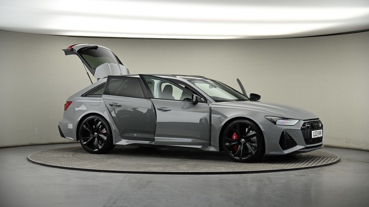 More views of Audi RS6 Avant