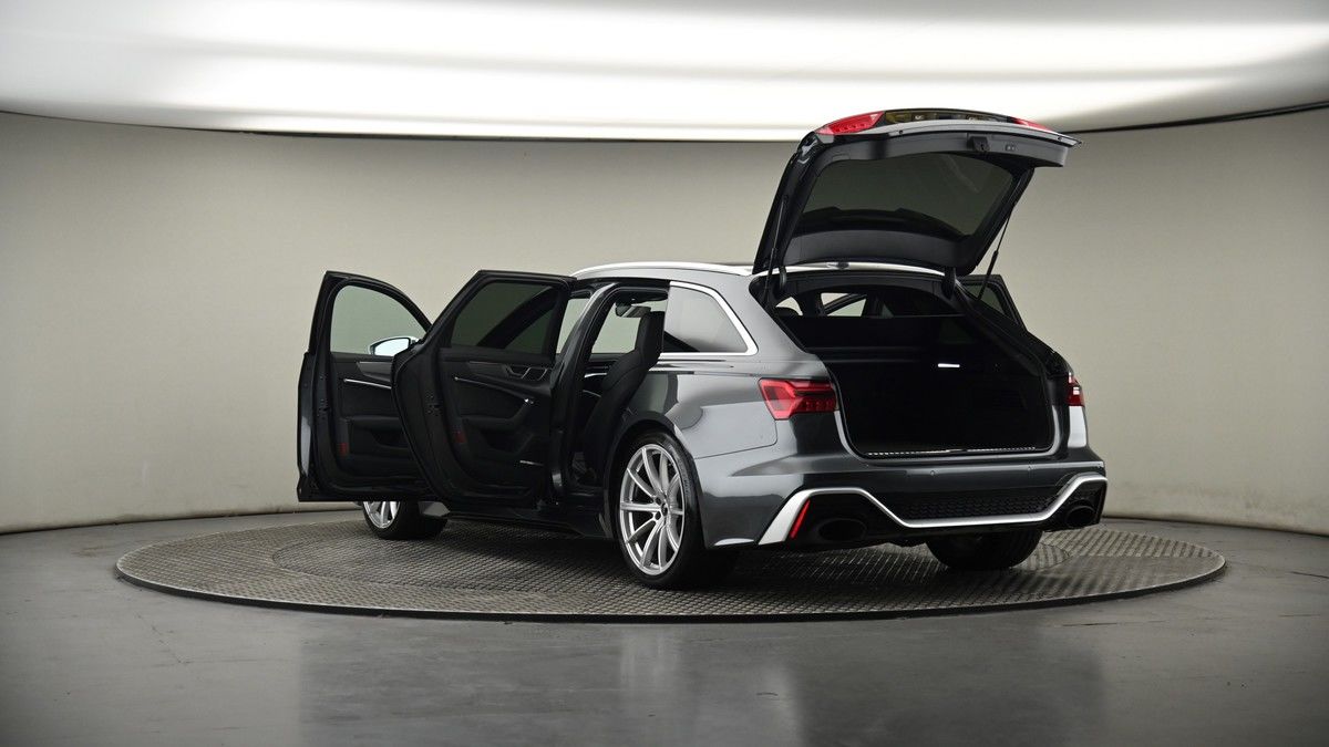 Audi RS6 Avant Image 8