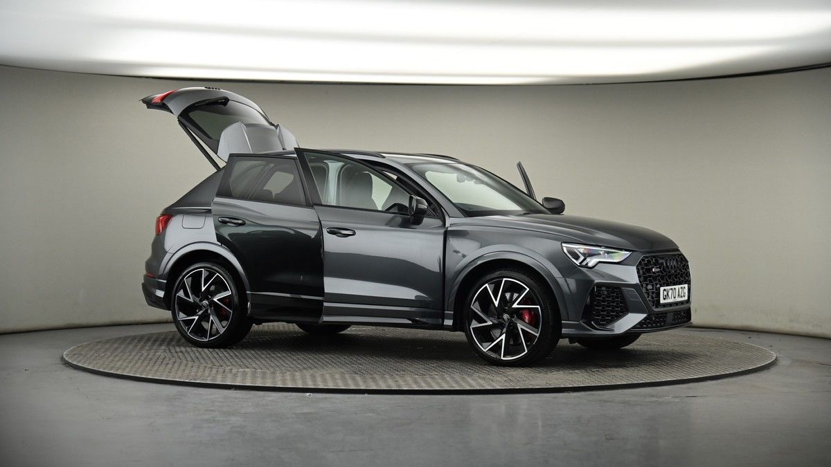 More views of Audi RS Q3