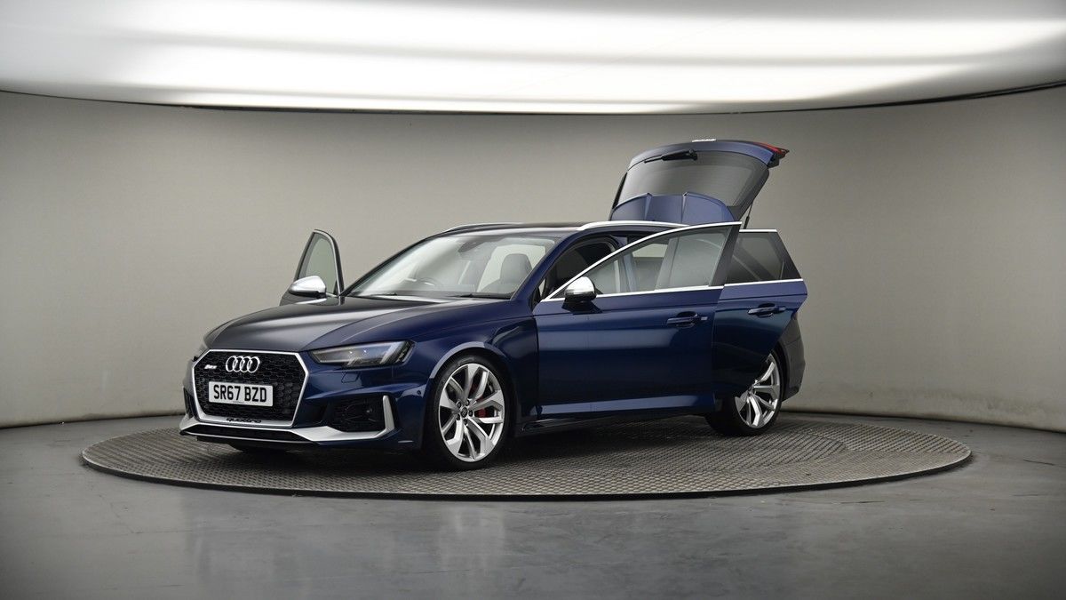 More views of Audi RS4 Avant