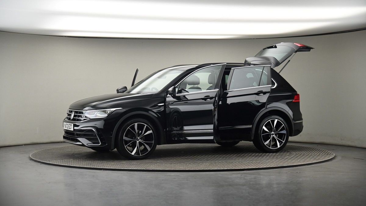 More views of Volkswagen Tiguan