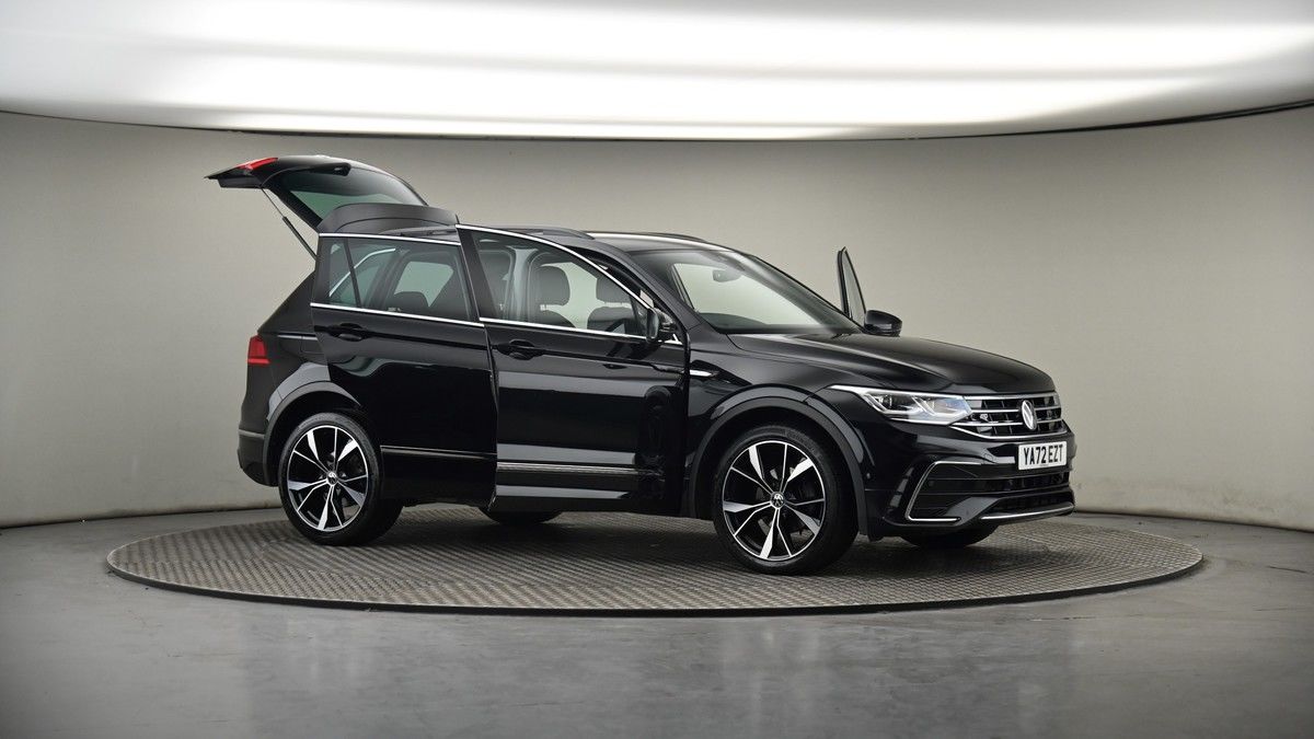 More views of Volkswagen Tiguan