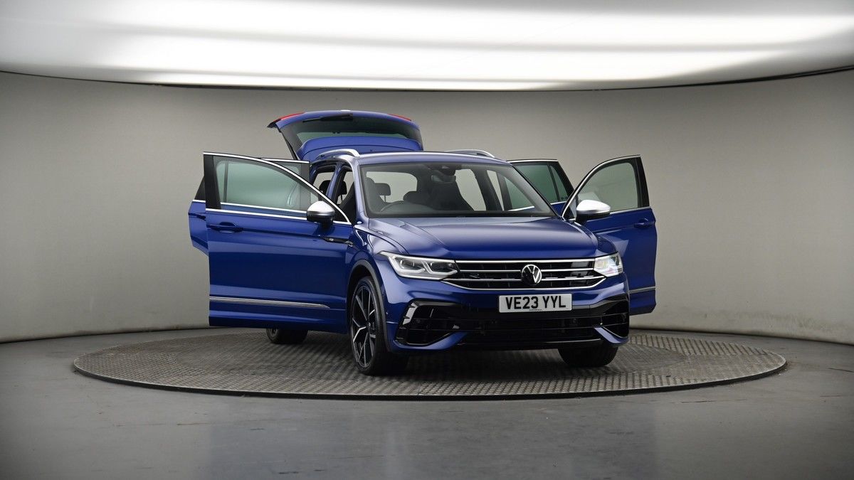 More views of Volkswagen Tiguan