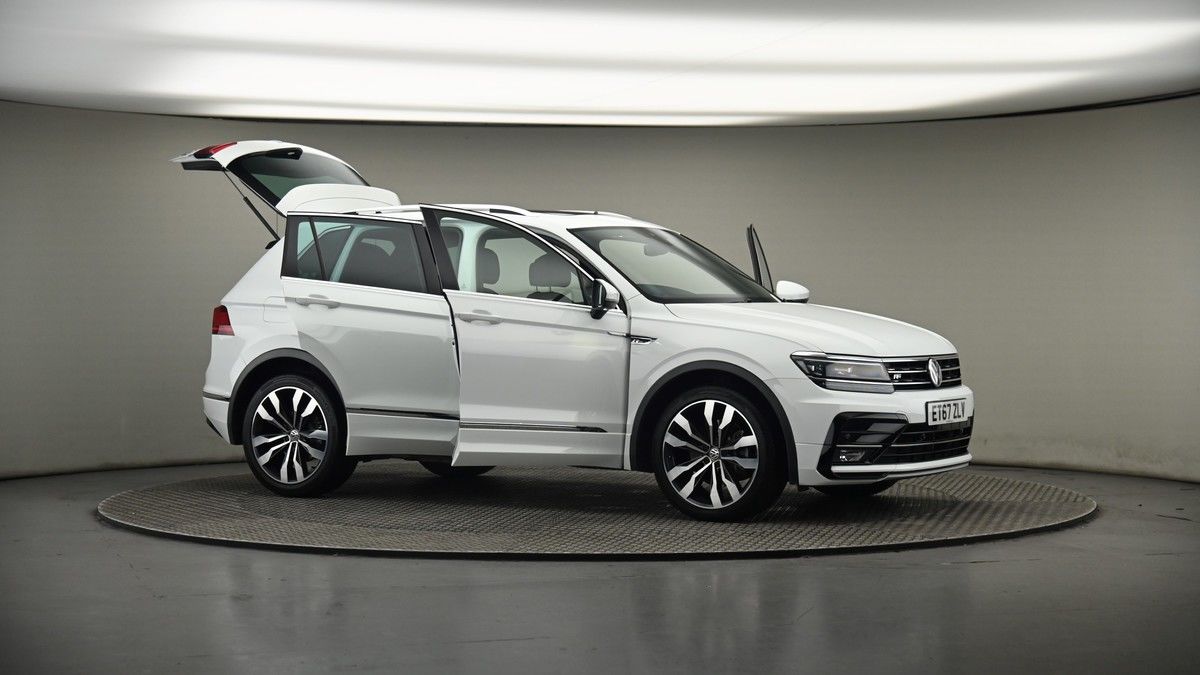 More views of Volkswagen Tiguan