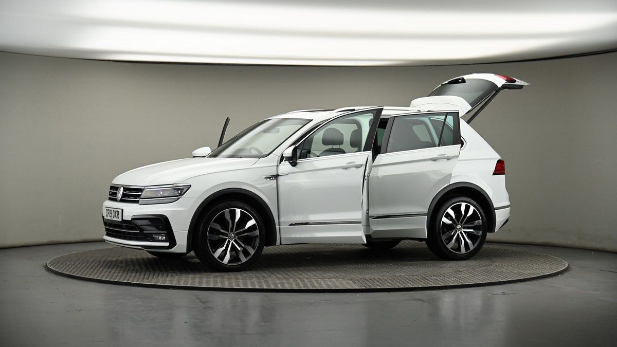 More views of Volkswagen Tiguan