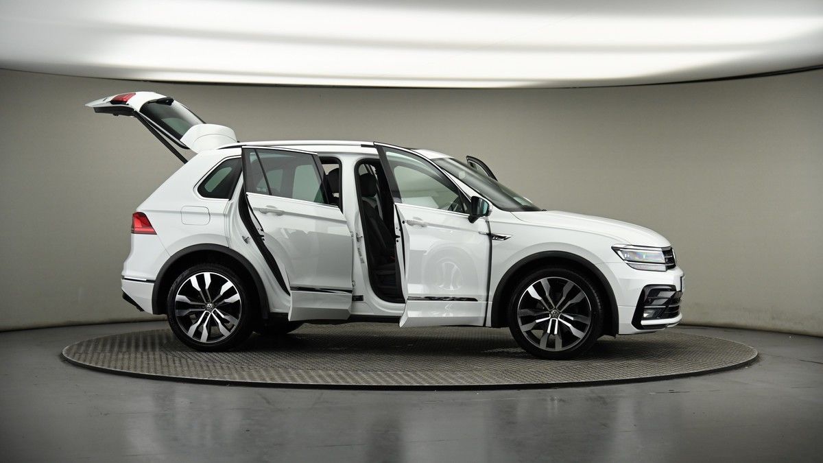 More views of Volkswagen Tiguan