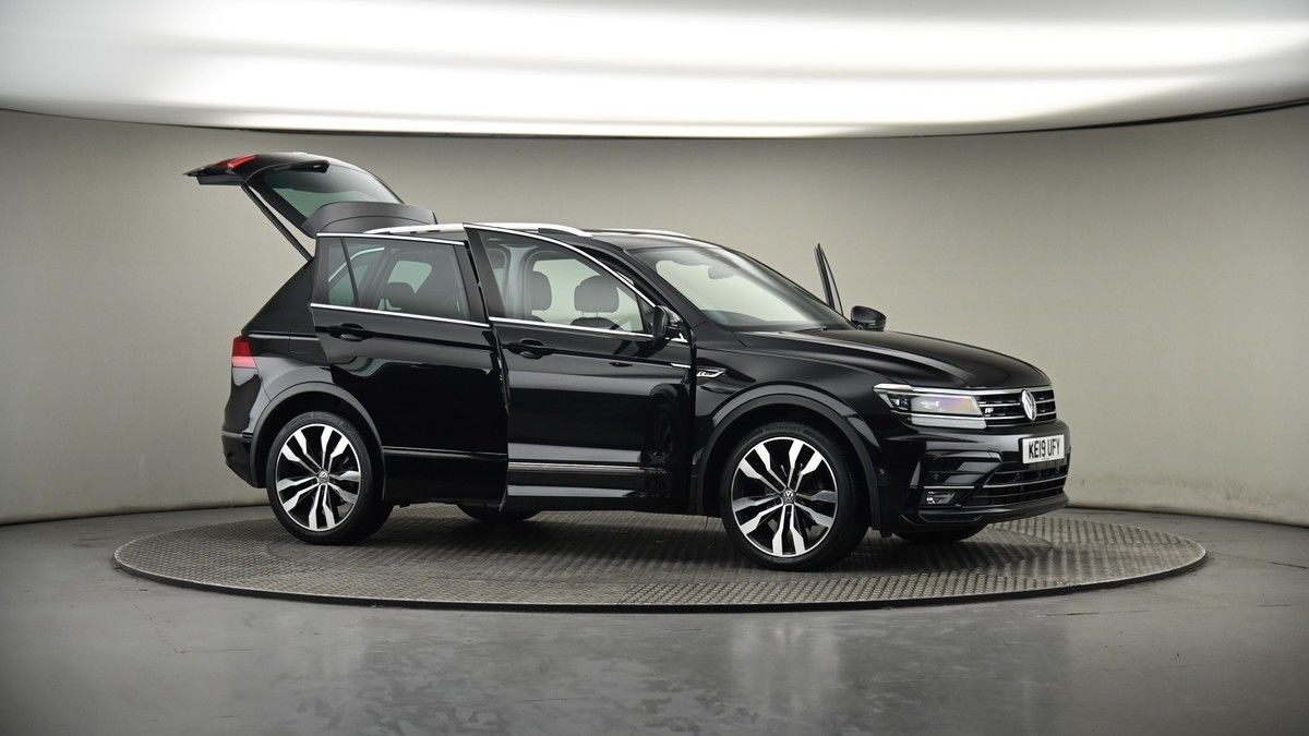 More views of Volkswagen Tiguan