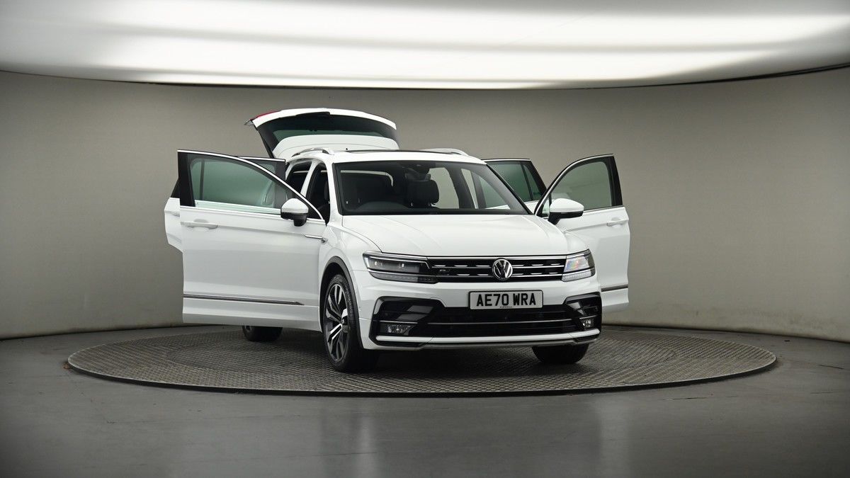 More views of Volkswagen Tiguan