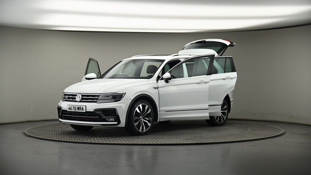 More views of Volkswagen Tiguan