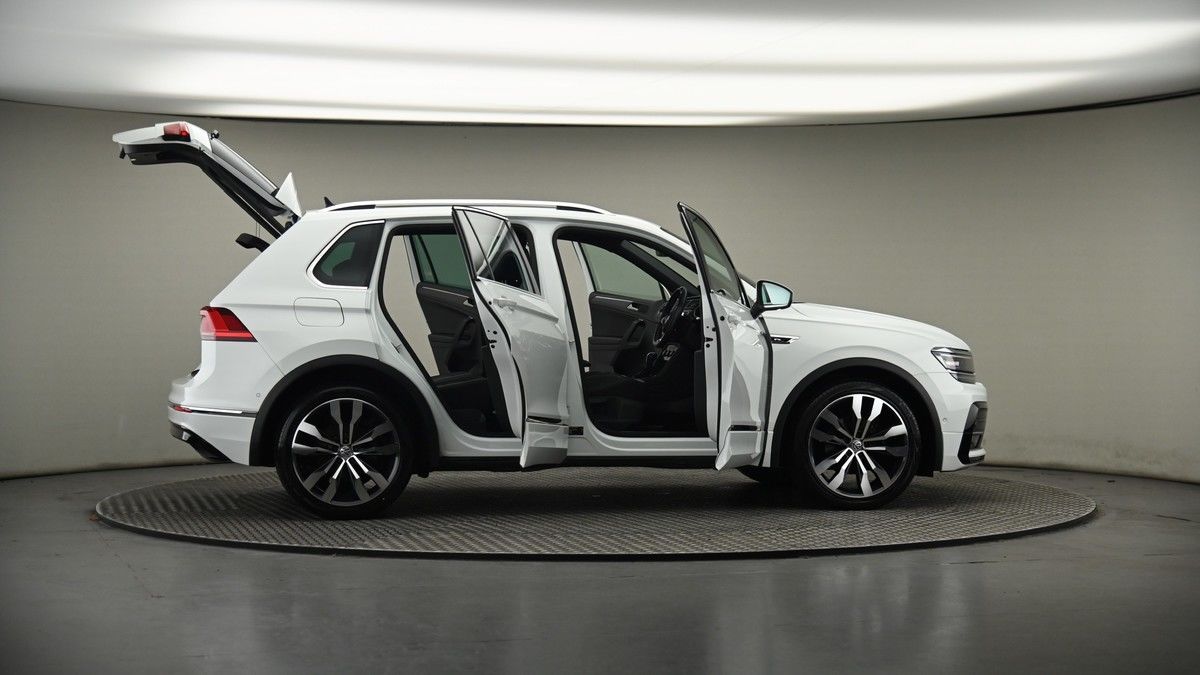 More views of Volkswagen Tiguan