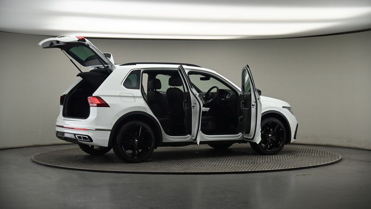 More views of Volkswagen Tiguan