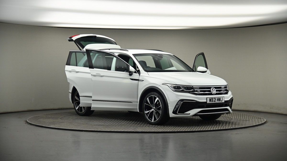 More views of Volkswagen Tiguan