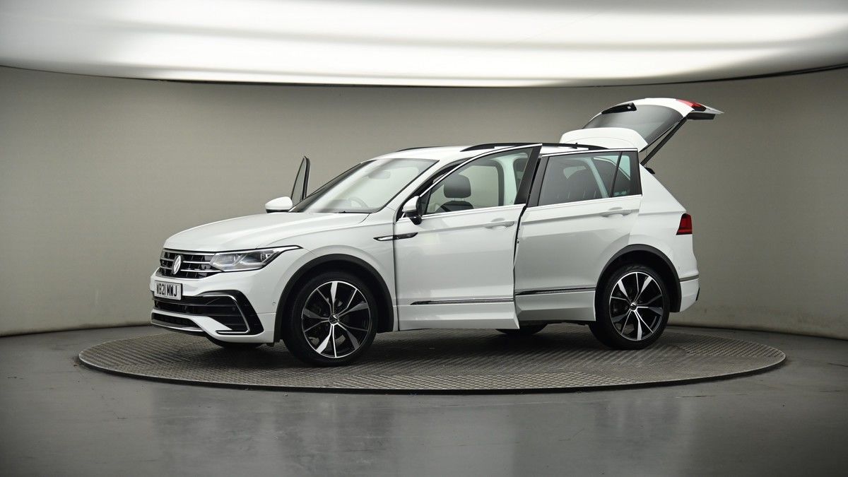 More views of Volkswagen Tiguan