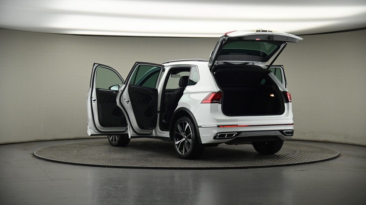 Volkswagen Tiguan Image 8