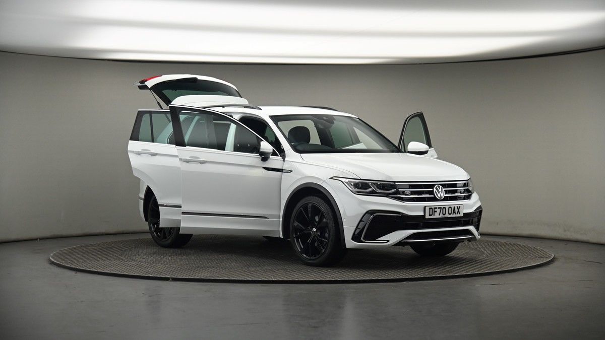 More views of Volkswagen Tiguan