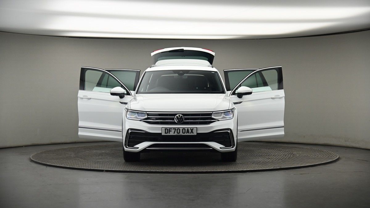 More views of Volkswagen Tiguan