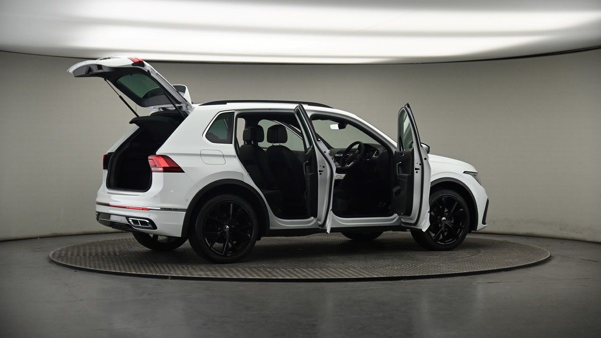 More views of Volkswagen Tiguan